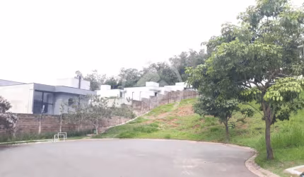 Terreno á venda no Condomínio Madre Maria Vilac de Valinhos/SP codigo: 54532