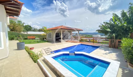 Casa á Venda no Condomínio Vila Hípica I em Vinhedo/SP codigo: 105569