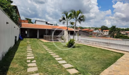 Casa térrea à venda no bairro Chácaras Alpinas em Valinhos/SP codigo: 105196