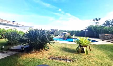 Casa com 4 suites a venda no Condominio Marambaia em Vinhedo codigo: 113543