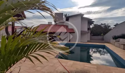 Sobrado reformado a venda no condominio Marambaia em Vinhedo/SP codigo: 48865