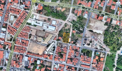 Terreno à venda no Bairro Luciano Cavalcante