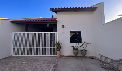 Casa em Beberibe a venda 2 quartos R$ 230mil nova pronta pra morar