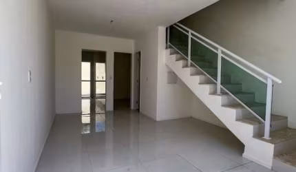 Um espetáculo de Casas Duplex de Alto Padrão na Maraponga ! Confira !