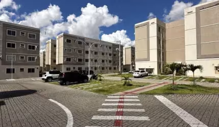 Apartamento à venda em Messejana Cond. Parque Donatello