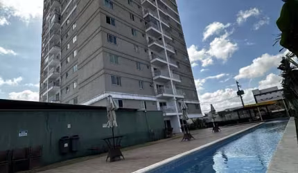 Apartamento de 96m2 com 3 suites dce varanda e varanda na Parangaba