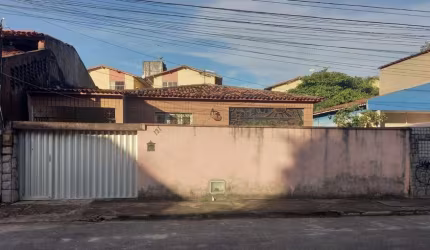 Casa a venda 3 quartos no bairro São Gerardo em perfeito estado de conservação.