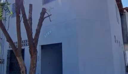 Casa com 02 pontos Comercias - 90 m²