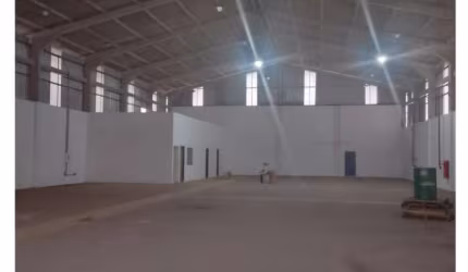 Galpão Comercial na BR 135 em frente ao Posto da Polícia Rodoviária 1000 M²