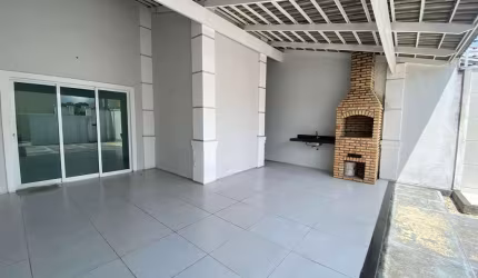 Casa a venda com 3 suites na Sapiranga