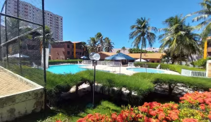 Apto, 2 quartos, 2 vagas, térreo, 100 mts da praia do futuro.