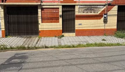 Casa na rua paparaubas