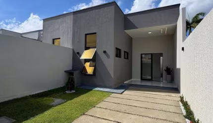 Casa 88m2, 3 quartos, NOVA, 2 vagas (carro e moto),  financiavel caixa, moderna