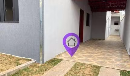 Casa à venda no Jardim Canadá, Pouso Alegre/MG. 92m² construídos, 3 dormitórios (1 suíte), 2 vagas. Ótima localização a 5 minutos do centro.