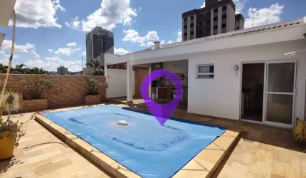 Casa de 178m² à venda no bairro Medicina, Pouso Alegre. 3 dormitórios, piscina, área gourmet e 4 vagas