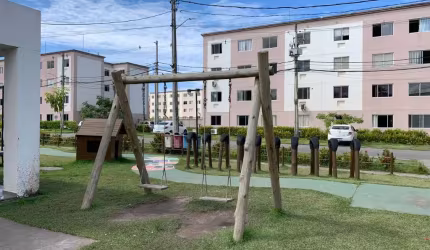 ALUGUEL NO PRECINHO EM ABRANTES! 2/4 cond fechado com segurança e lazer!