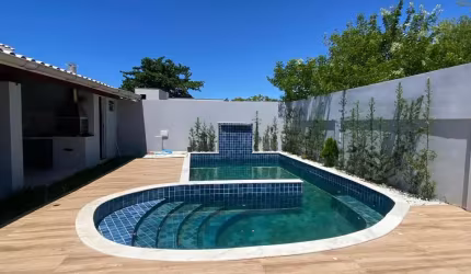 Linda Casa na Praia de Jauá