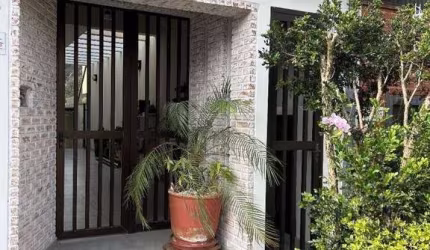 Casa 3 dorm 1 suite 3 vagas em Condominio Fechado