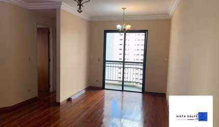 Ótima localização, 2 vagas, aceita pet, 3 dormitórios, 1 suíte, sala com varanda