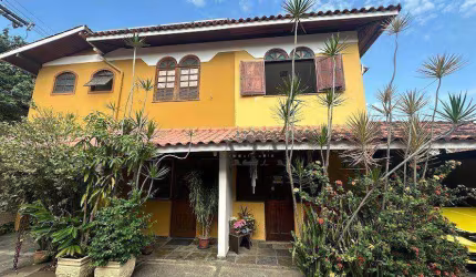 Casa em condomínio com 2 dormitórios à venda,  por R$ 445.000 - Itaipu - Niterói/RJ