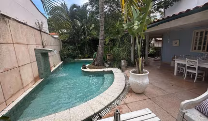 uma casa com identidade única  - Maravista - Niterói/RJ