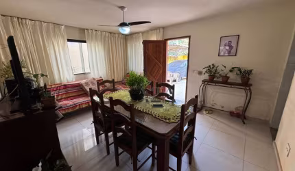 Casa com 3 dormitórios à venda, 110 m² por R$ 630.000,00 - Itaipu - Niterói/RJ