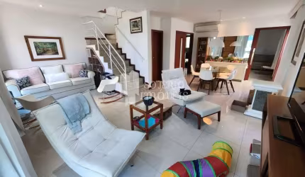 CASA COM 3 QUARTOS EM CONDOMÍNIO FECHADO – CABO FRIO