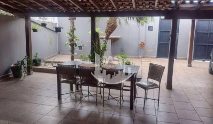 Casa com 3 dormitórios à venda, 185 m² por R$ 650.000,00 - Jardim Nova Veneza - Sumaré/SP