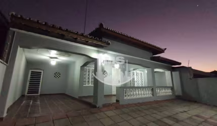 Casa com 3 dormitórios à venda, 331 m² por R$ 800.000,00 - Chácara da Barra - Campinas/SP