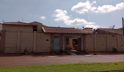Imóvel Residencial área 200m² de construção