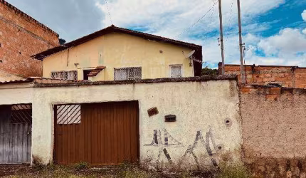 Casa 71.53m², 3 dormitório(s), 1 vaga(s) na garagem - SANTA CECILIA, ESMERALDAS MG