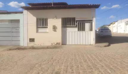 Casa 66.98m², 2 dormitório(s), 1 vaga(s) na garagem - , IACU BA