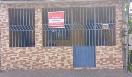 Vendo casa térrea com 4 dormitórios na Monsenhor José Maria Azevedo -Icoaraci