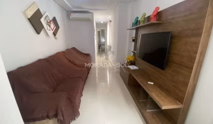 Apartamento 2 suítes e 2 vagas de garagem na Meia praia