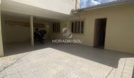 Encontre sua casa dos sonhos em Tabuleiro dos Oliveiras - Itapema! Com 120m², 3 dormitórios