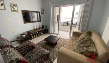 Apartamento aconchegante na meia praia