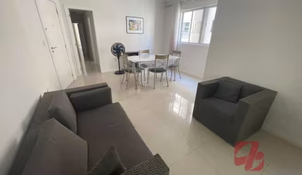 Apartamento  em Meia Praia  -  Itapema