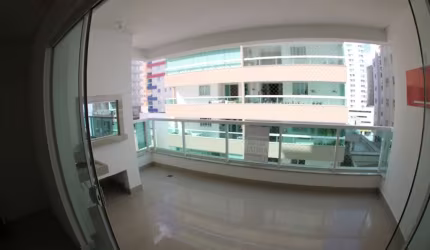 Apartamento em Meia Praia  -  Itapema