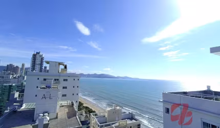 Apartamento em Meia Praia  -  Itapema