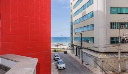 Apartamento em Meia Praia  -  Itapema