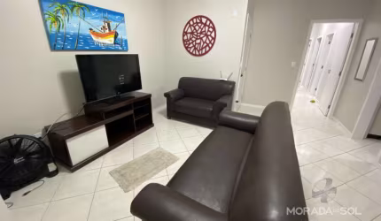 Apartamento em Meia Praia  -  Itapema