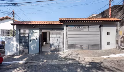 Excelente casa tipo para venda com 4 quartos, 140m²