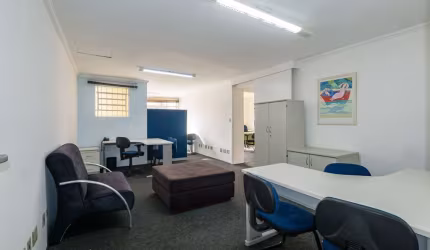 Confortável edifício monousuário para venda e locação, 383m²