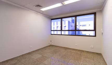 Agradável conjunto comercial para venda e locação, 70m²