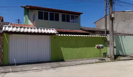 VENDO CASA DÚPLEX EM ARARUAMA  COM 4 Q, SENDO 2 SUÍTES