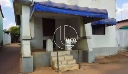 Casa com 2 quartos à venda na Rua Dom Emanuel, São Lourenço, Anápolis, 140 m2 por R$ 250.000