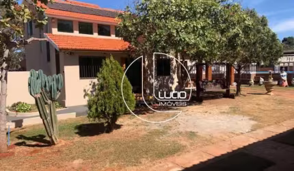Casa com 3 quartos à venda na Rua 22, Chácaras Americanas, Anápolis, 250 m2 por R$ 1.500.000