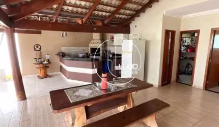 Casa com 4 quartos à venda na Rua A, Antônio Fernandes, Anápolis, 199 m2 por R$ 750.000