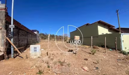 Terreno à venda na Rua Brasil, Vila Rica, Anápolis, 200 m2 por R$ 85.000