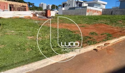 Terreno à venda na Avenida das Rosas, Condomínio Residencial Grand Trianon, Anápolis por R$ 460.000